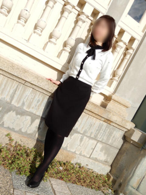 【体験入店】みさき ロダン（人妻熟女デリヘル）