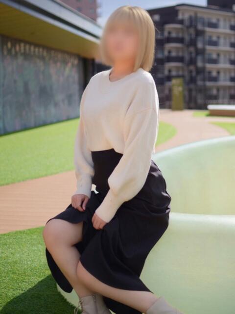 ももか [優良人妻店]セレブスタイル（山口～防府～萩）（人妻デリヘル）