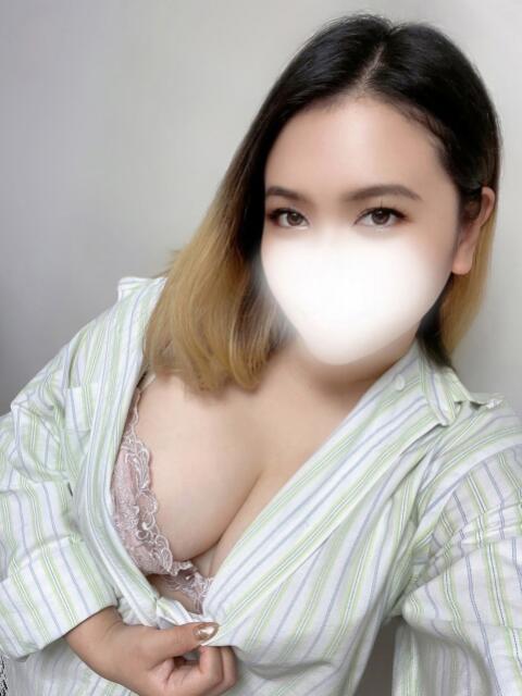 めぐ ぽっちゃり巨乳素人専門店ぷにめろ渋谷店（ぽっちゃり系デリヘル）