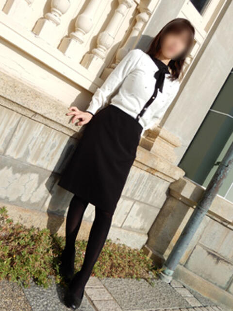 【体験入店】みさき ロダン（人妻熟女デリヘル）