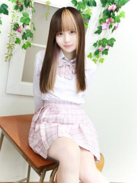 桜田れい 池袋パラダイス(ホテヘル&デリヘル)