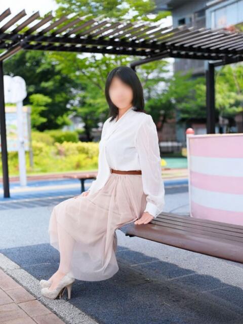 町田友美 こあくまな熟女たち 本厚木店(KOAKUMAグループ)(人妻・熟女デリヘル)