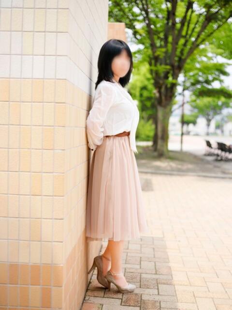 町田友美 こあくまな熟女たち 本厚木店(KOAKUMAグループ)(人妻・熟女デリヘル)