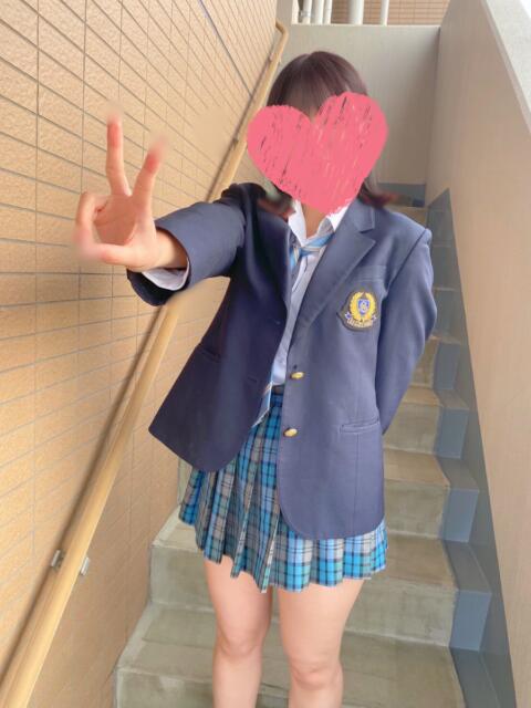 新入生 うた 青チェと赤チェ(派遣型オナクラ&リフレ)