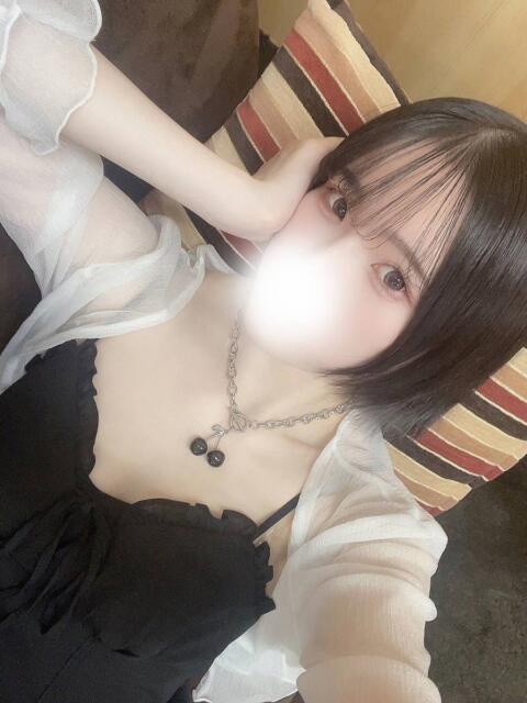 しゅな☆細身 白河美少女図鑑(デリヘル)