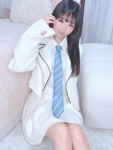 まいか E+アイドルスクール新宿・歌舞伎町店（デリヘル）