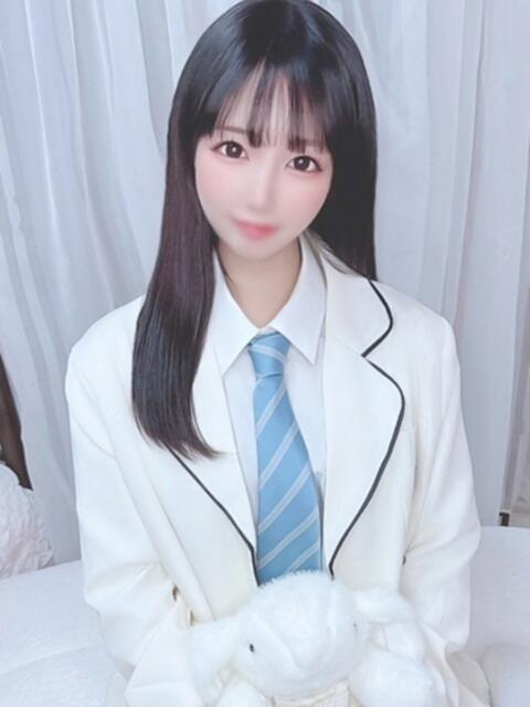 まいか E+アイドルスクール新宿・歌舞伎町店（デリヘル）