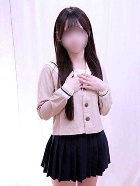 ゆず ももいろCLUB（ホテヘル(オナクラ＆手コキ)）