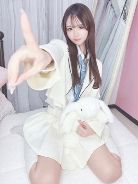 りか E+アイドルスクール新宿・歌舞伎町店(デリヘル)