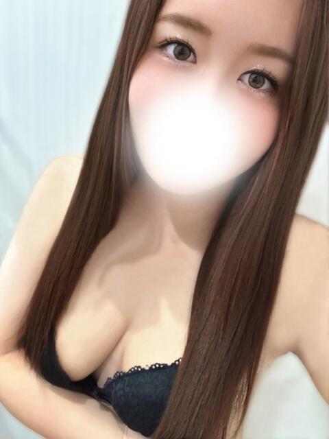 新田あけみ 全裸にされた女たちor欲しがり痴漢電車（ホテヘル）