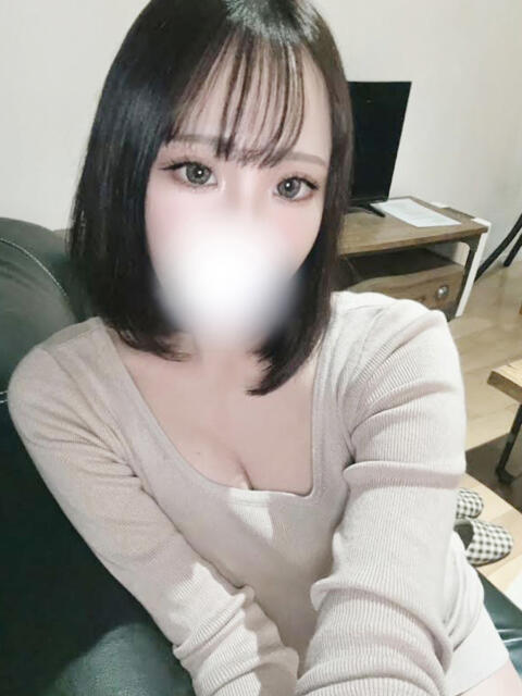 りょうか めちゃカワ女子 小田原早川店（デリヘル）