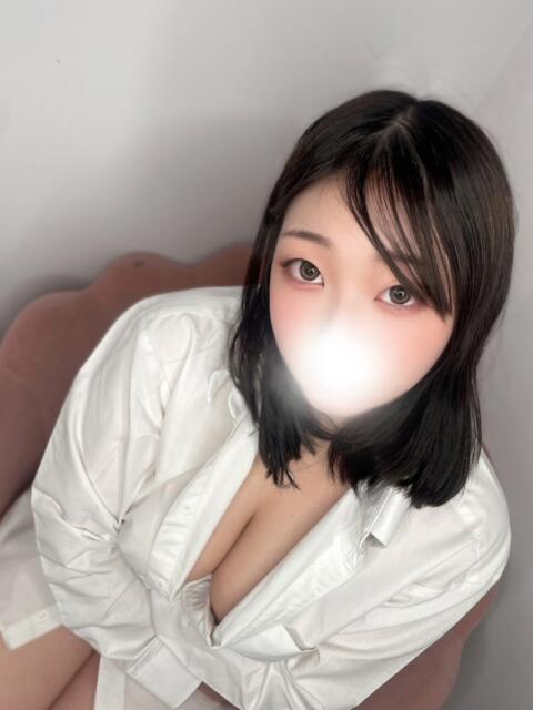 まゆか とある風俗店♡やりすぎさーくる新宿大久保店♡で色んな無料オプションしてみました（デリヘル）