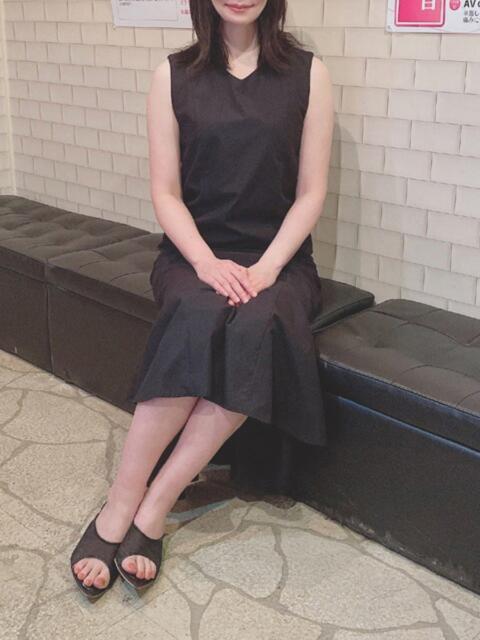 さら奥様 人妻倶楽部　日本橋店（熟女ホテヘル）
