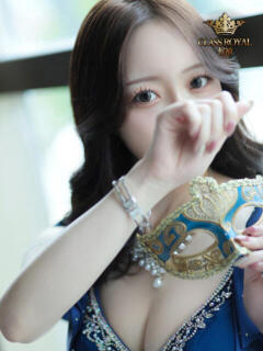 りり　高貴のオーラに神秘的な美貌 ROYAL FACE（中洲/ソープ）