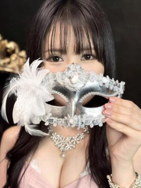 さゆり　格別な癒し系美巨乳美女 ROYAL FACE（ソープランド）