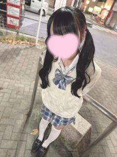 体験ねね『人見知り属性のキレカワFカップ高スペック美少女』