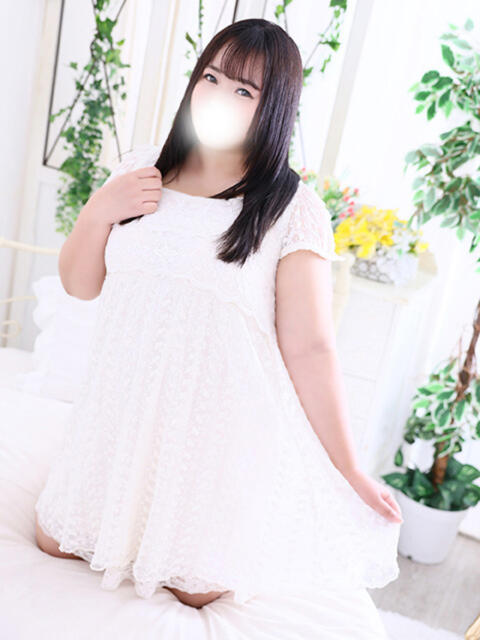 ほのみ 白いぽっちゃりさん（ぽっちゃり専門ホテヘル）