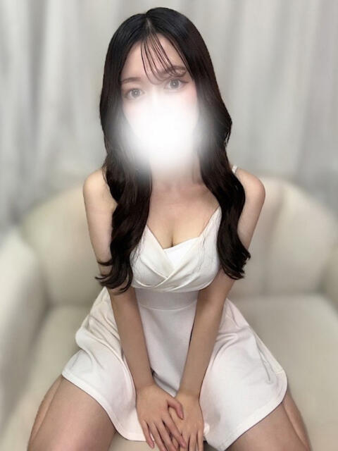 しずく Femme Fatale（ファムファタール）（【非風俗】メンズエステ）