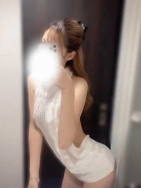 にいな Femme Fatale（ファムファタール）（【非風俗】メンズエステ）