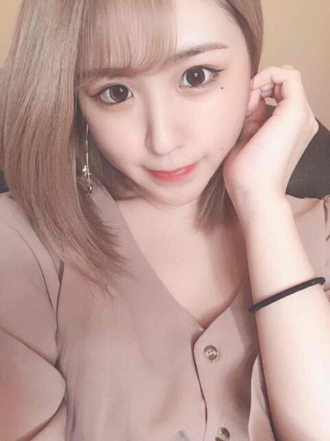 よしの 女商事～奥さま部署～あなた許して（人妻デリヘル）