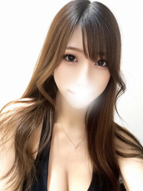 大磯こなみ 全裸美女からのカゲキな誘惑(ホテヘル&デリヘル)