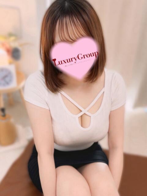 なお 上野ラグジュアリー（【非風俗】メンズエステ）