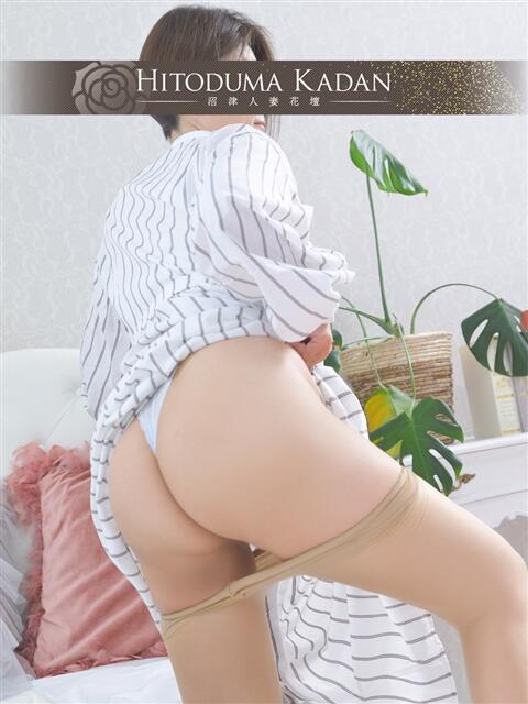 つばき 沼津人妻花壇（待ち合わせ型人妻デリへル）