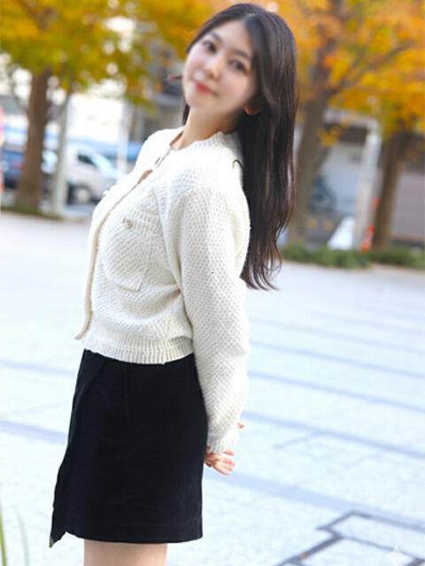 石原ひな 渋谷ミルク（派遣型オナクラ(手コキ)）