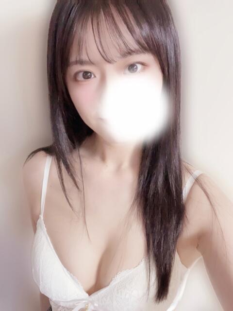 あゆみ 新宿ハンドメイド(手コキ・オナクラ)