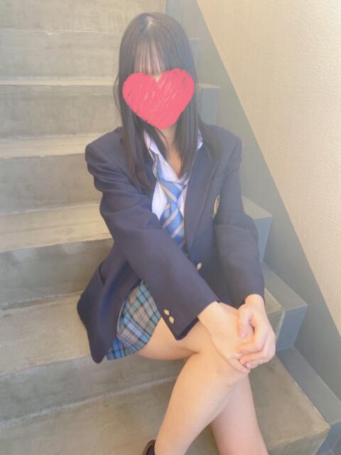 ひなの 青チェと赤チェ(派遣型オナクラ&リフレ)