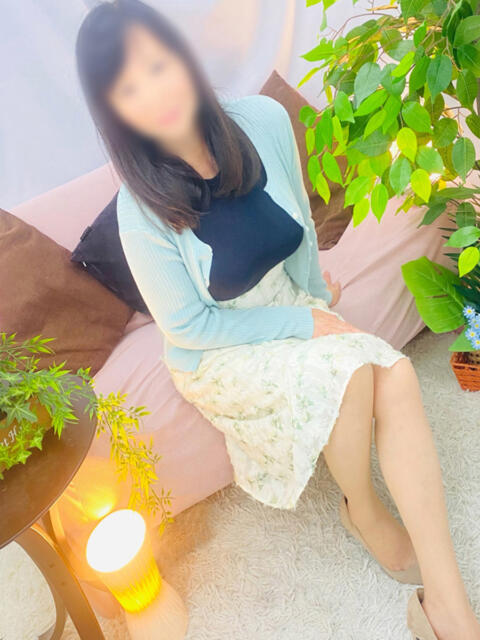 りお 完熟ばなな 上野店(待ち合わせ熟女デリヘル)