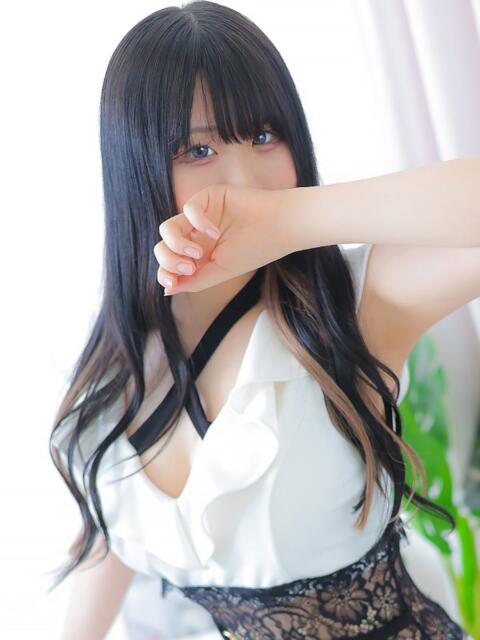 ねおん スパーク梅田店(ホテヘル&デリヘル)