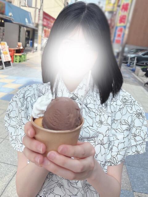 えみり 大阪はまちゃん 谷九店(受付型オナクラ)