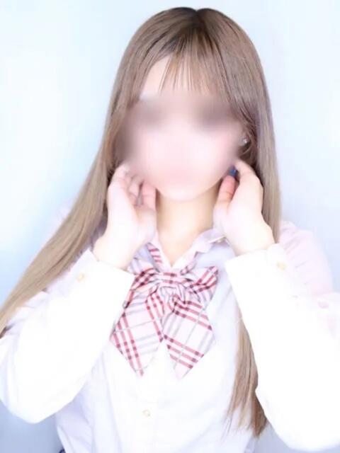 りな チェリー(コスプレセクキャバ)