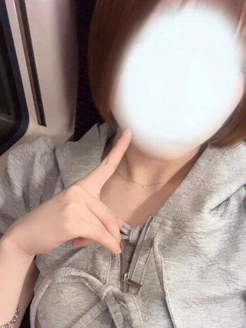 りい 山梨　風俗　デリヘル　 『ラブ＆ピース学園』（デリヘル）