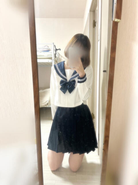 りい 山梨　風俗　デリヘル　 『ラブ＆ピース学園』（デリヘル）