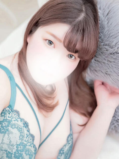 ともみ ぽっちゃり巨乳素人専門店ぷにめろ蒲田店(ぽっちゃり系デリヘル)