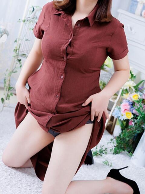 なつ 豊満奉仕倶楽部(巨乳痴女専門デリヘル&待ち合わせヘルス)