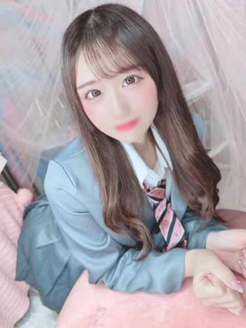 まみ E+アイドルスクール(デリヘル)
