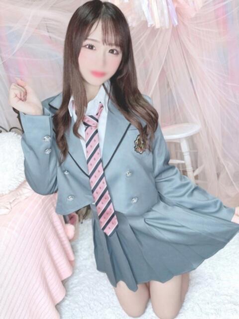 まみ E+アイドルスクール(デリヘル)