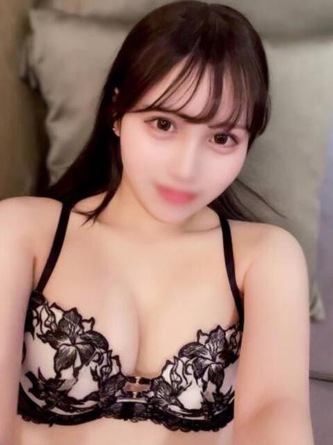 りりか E+アイドルスクール(デリヘル)