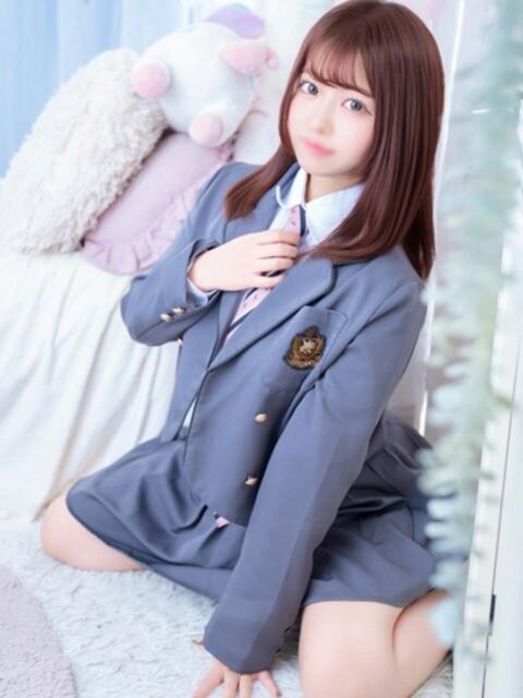 りいな E+アイドルスクール(デリヘル)