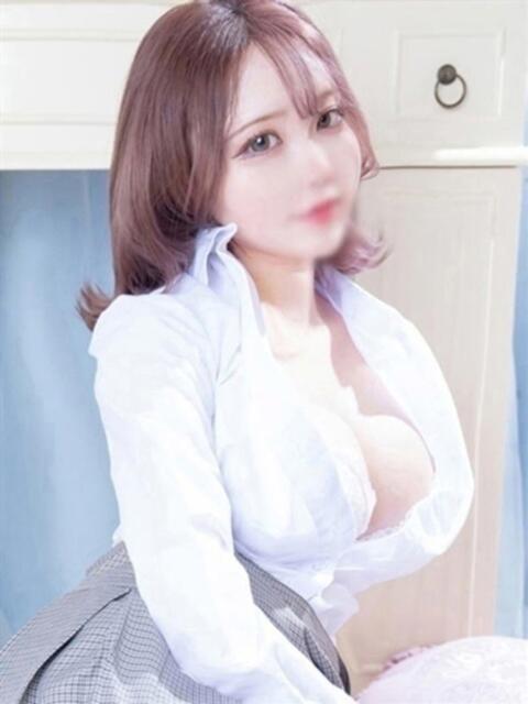 りり E+アイドルスクール(デリヘル)