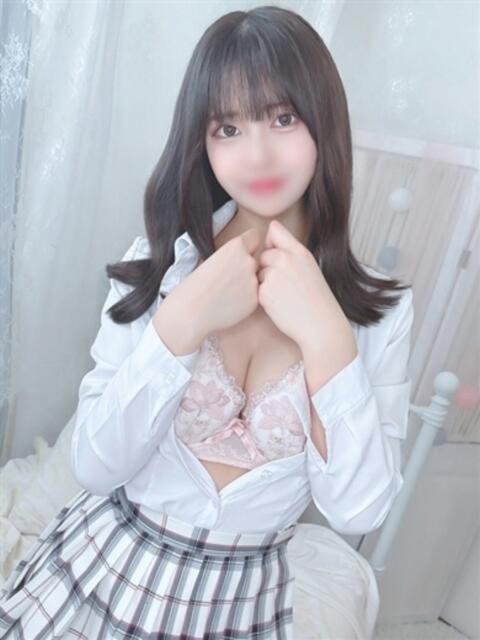さとみ E+アイドルスクール（デリヘル）