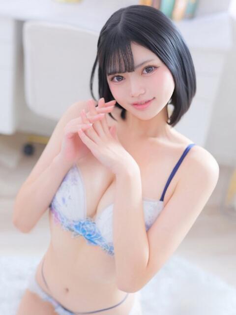 しあ★新卒18歳!G乳現役JD Chloe錦糸町店 S級素人清楚系デリヘル(デリヘル)