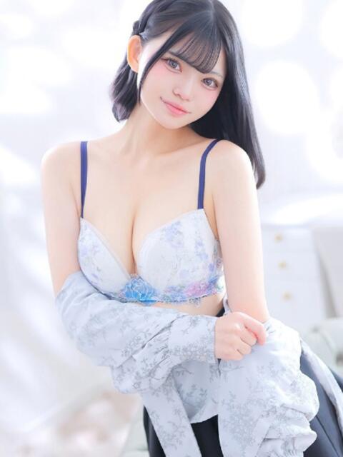 しあ★新卒18歳!G乳現役JD Chloe錦糸町店 S級素人清楚系デリヘル(デリヘル)