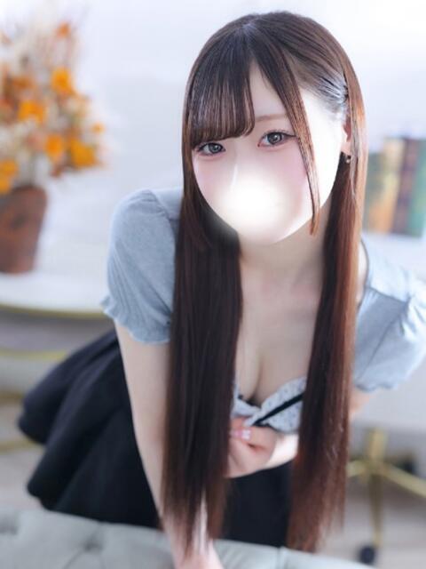 ゆら★超色白のF乳美少女JD★ Chloe錦糸町店 S級素人清楚系デリヘル（デリヘル）