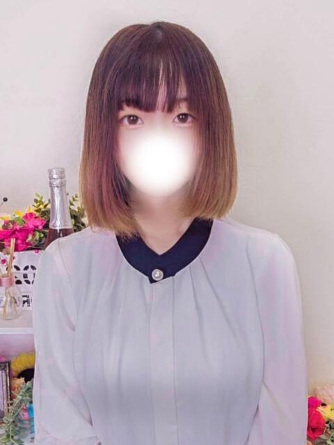 りの(快楽提供娘) おクンニ天国～Rising Group～（店舗型オナクラ(手コキ)）