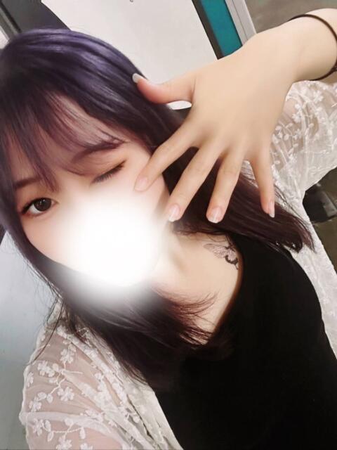 あげは（現役女子大生） おクンニ天国～Rising Group～（店舗型オナクラ(手コキ)）