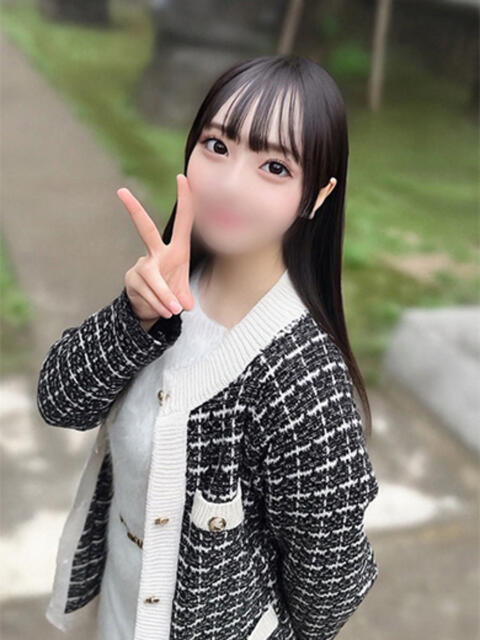 愛川にこ ウルトラロイヤル(デリヘル)